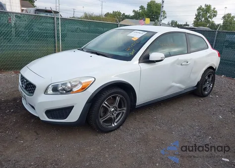 2012 Volvo C30 T5 из США, поврежденный, VIN YV1672MK8C2272232